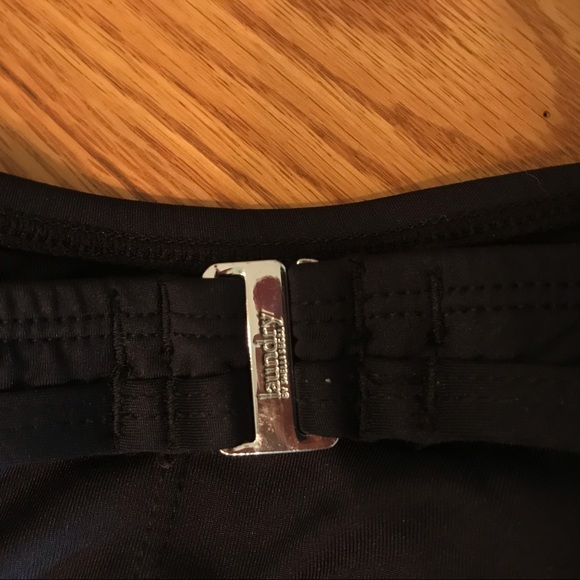 NWT Laundry by Design- Lace trim bikini top - Picture 5 of 8